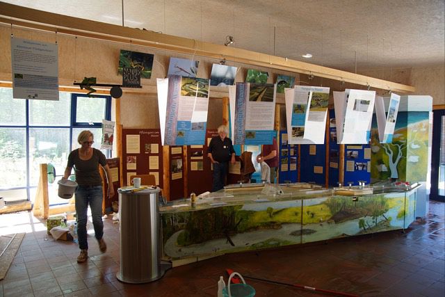 Die letzten Vorbereitungen vor der Ausstellung... Die letzten Vorbereitungen vor der Ausstellung...