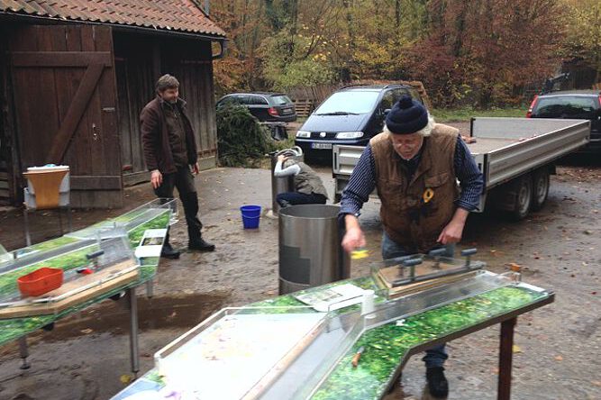 Großputz am Wassermodell